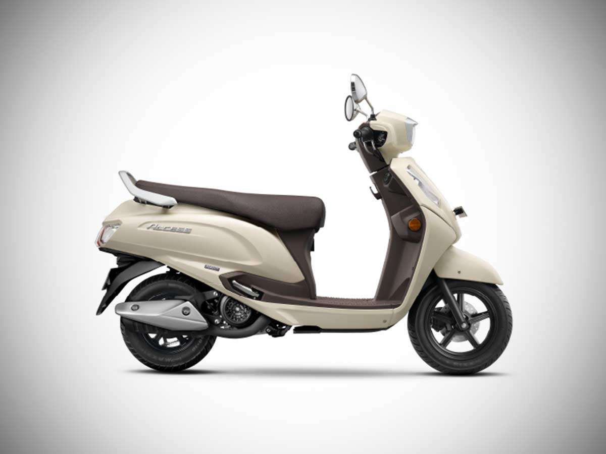 Suzuki Access  - Pearl Grace White 4