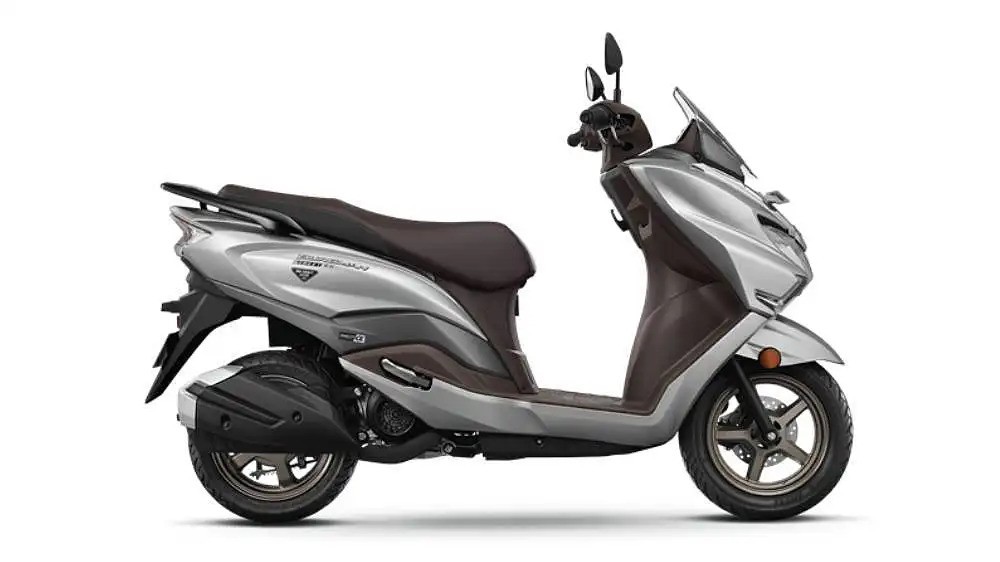 Suzuki Burgman Street - Metallic Matte Platinum Silver 3